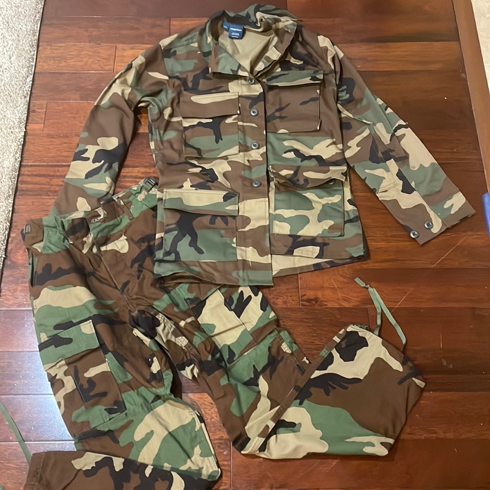 Halloween Costume Camouflage Jacket and Pants XS - Halloween Costume or Everday